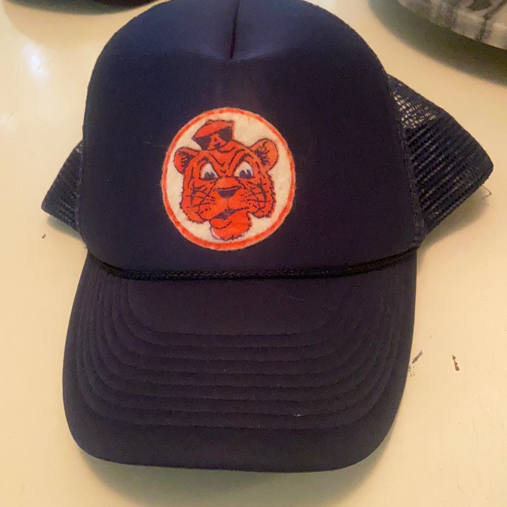 Vintage Auburn Tigers trucker hat